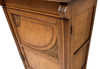 Arts & Crafts Art Nouveau One-Door Cabinet, 1900s